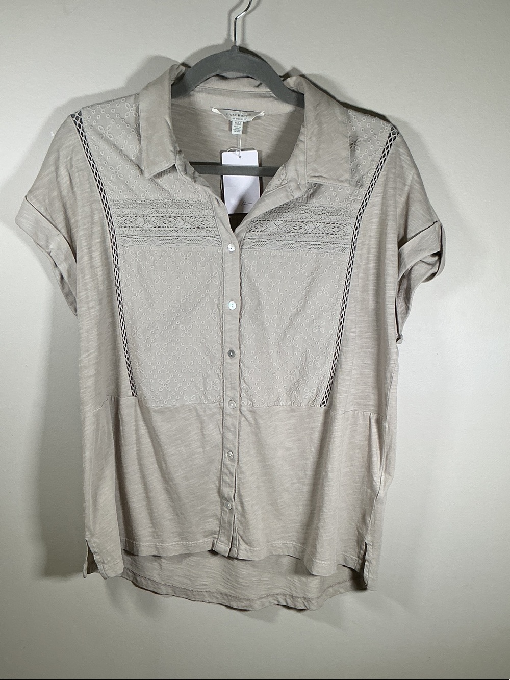 Lucky Brand Beige Eyelet Lace Button Front Top Medium NWT